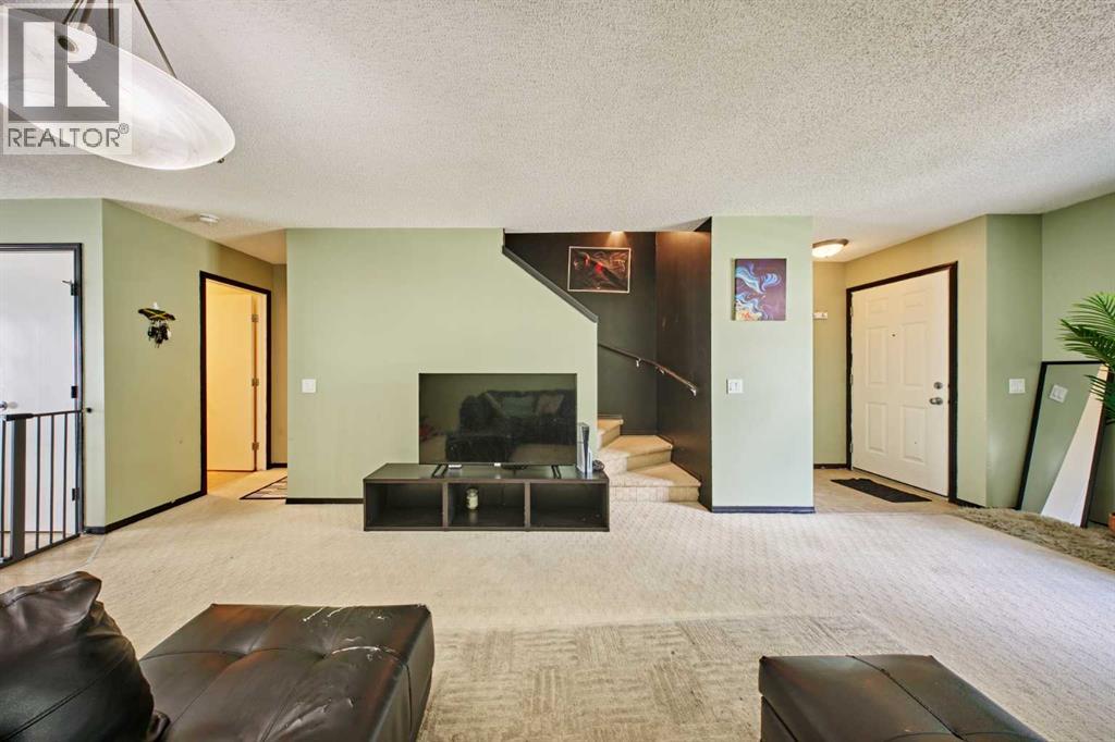 225 ELGIN Gardens SE - 18