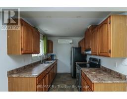 54 Homewood Avenue, Wasaga Beach, ON L9Z2M2 Photo 17