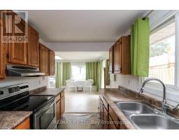 54 Homewood Avenue, Wasaga Beach, ON L9Z2M2 Photo 16