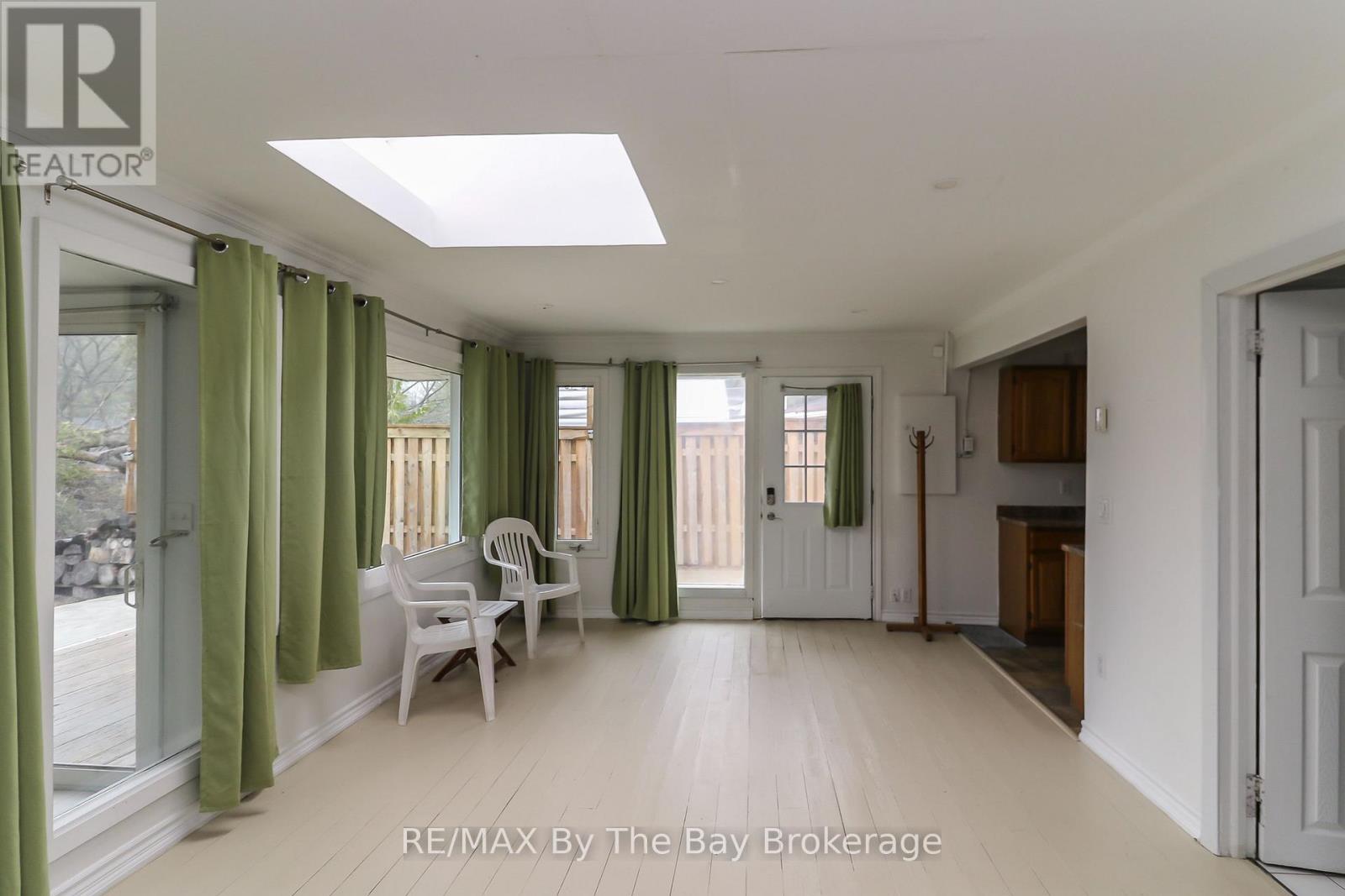 54 HOMEWOOD AVENUE - 15