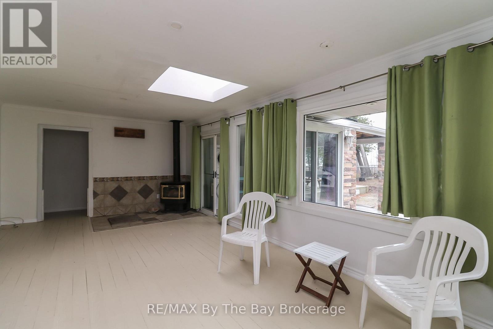 54 HOMEWOOD AVENUE - 13