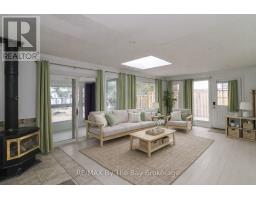 54 Homewood Avenue, Wasaga Beach, ON L9Z2M2 Photo 8