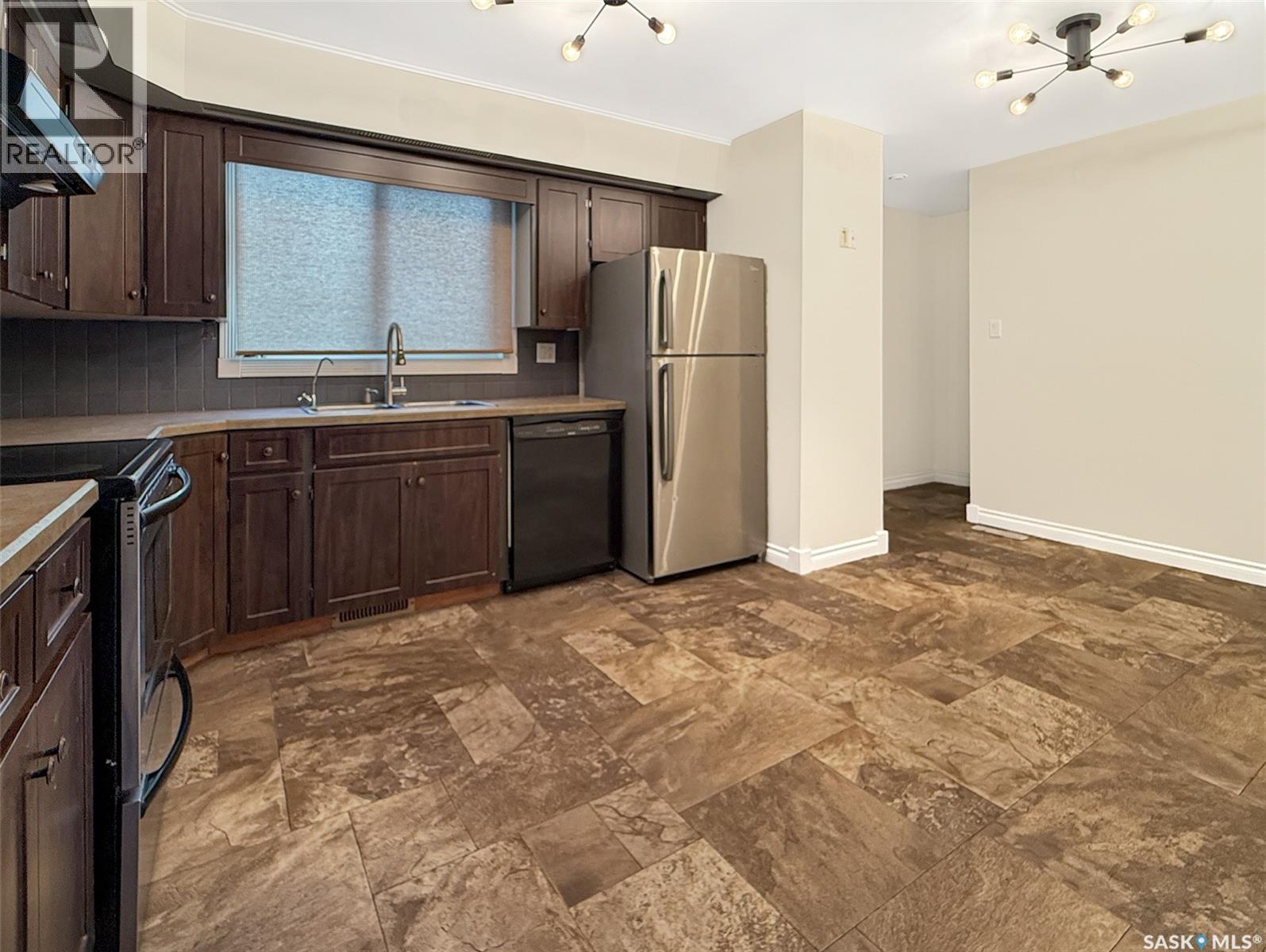 10 Macdonald CRESCENT — photo 7