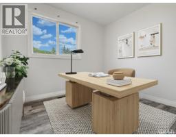 Bedroom - 10 Macdonald Crescent, Swift Current, SK S9H4A7 Photo 10