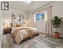 Kitchen - 10 Macdonald Crescent, Swift Current, SK S9H4A7 Photo 12