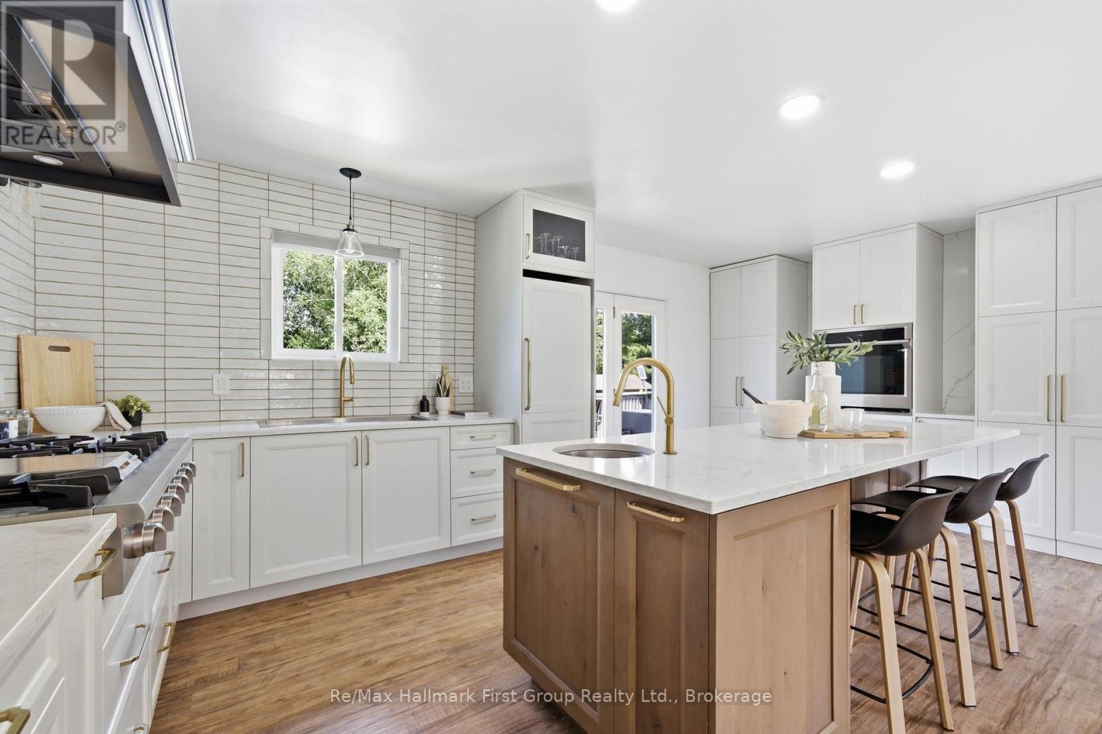 130 ST. ANDREWS DRIVE - 15