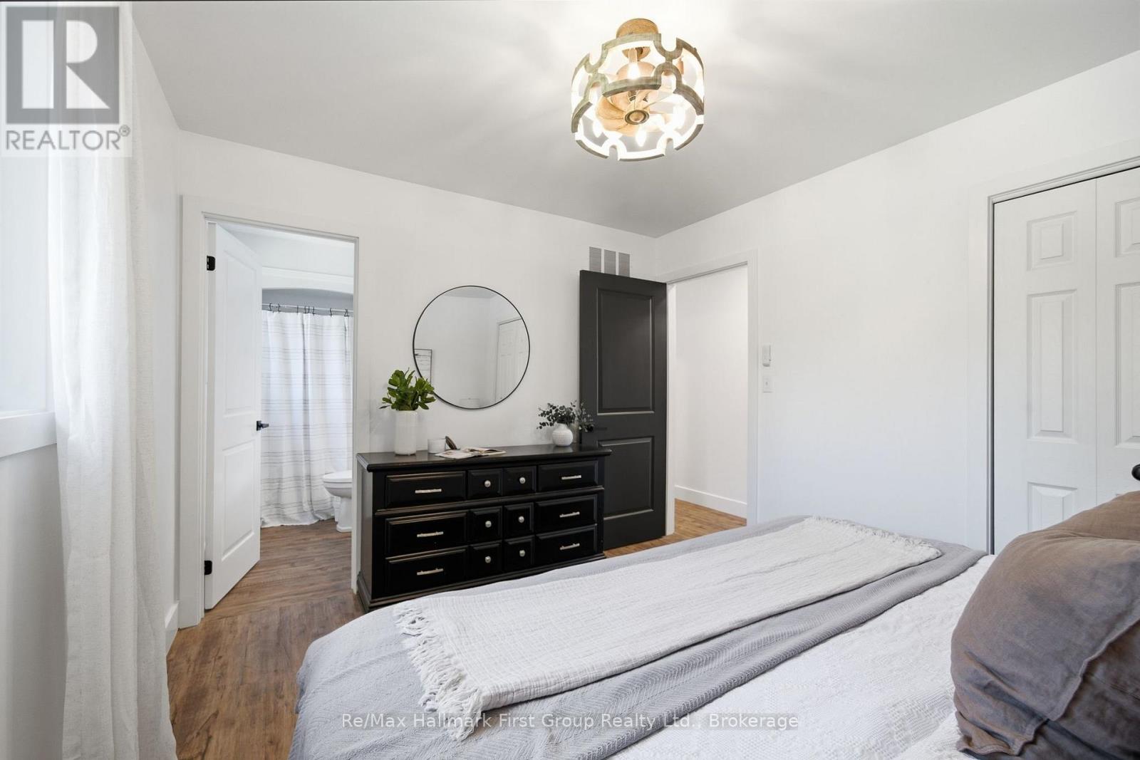 130 ST. ANDREWS DRIVE - 25