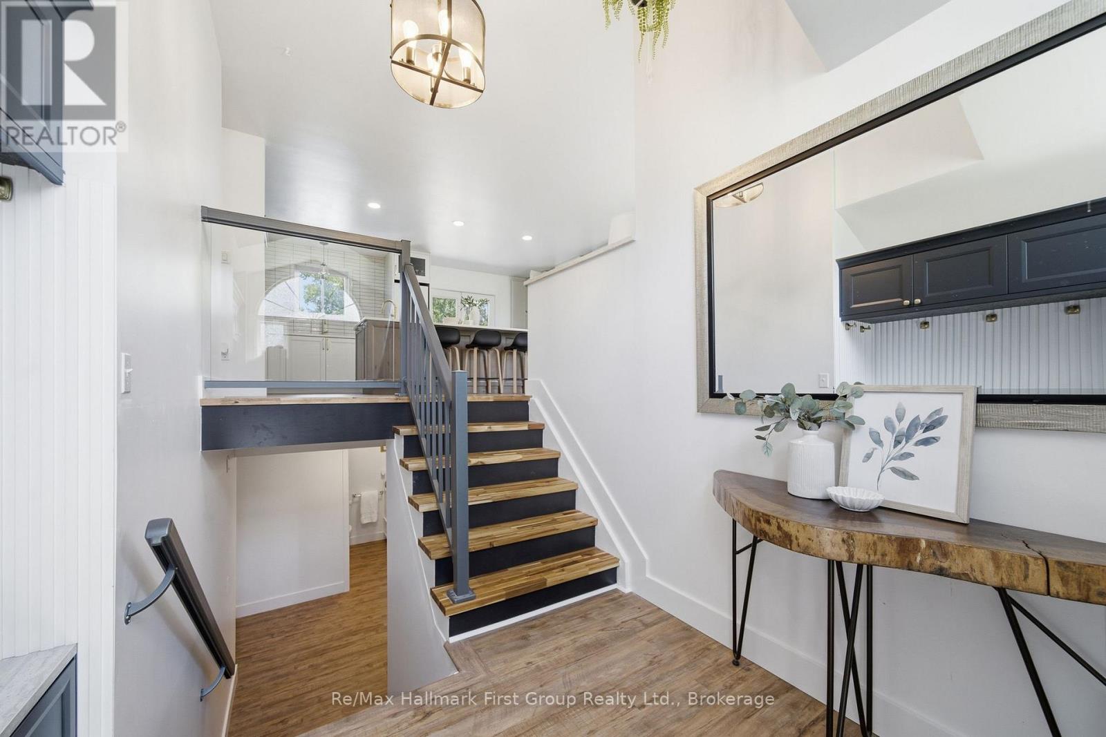 130 ST. ANDREWS DRIVE - 6