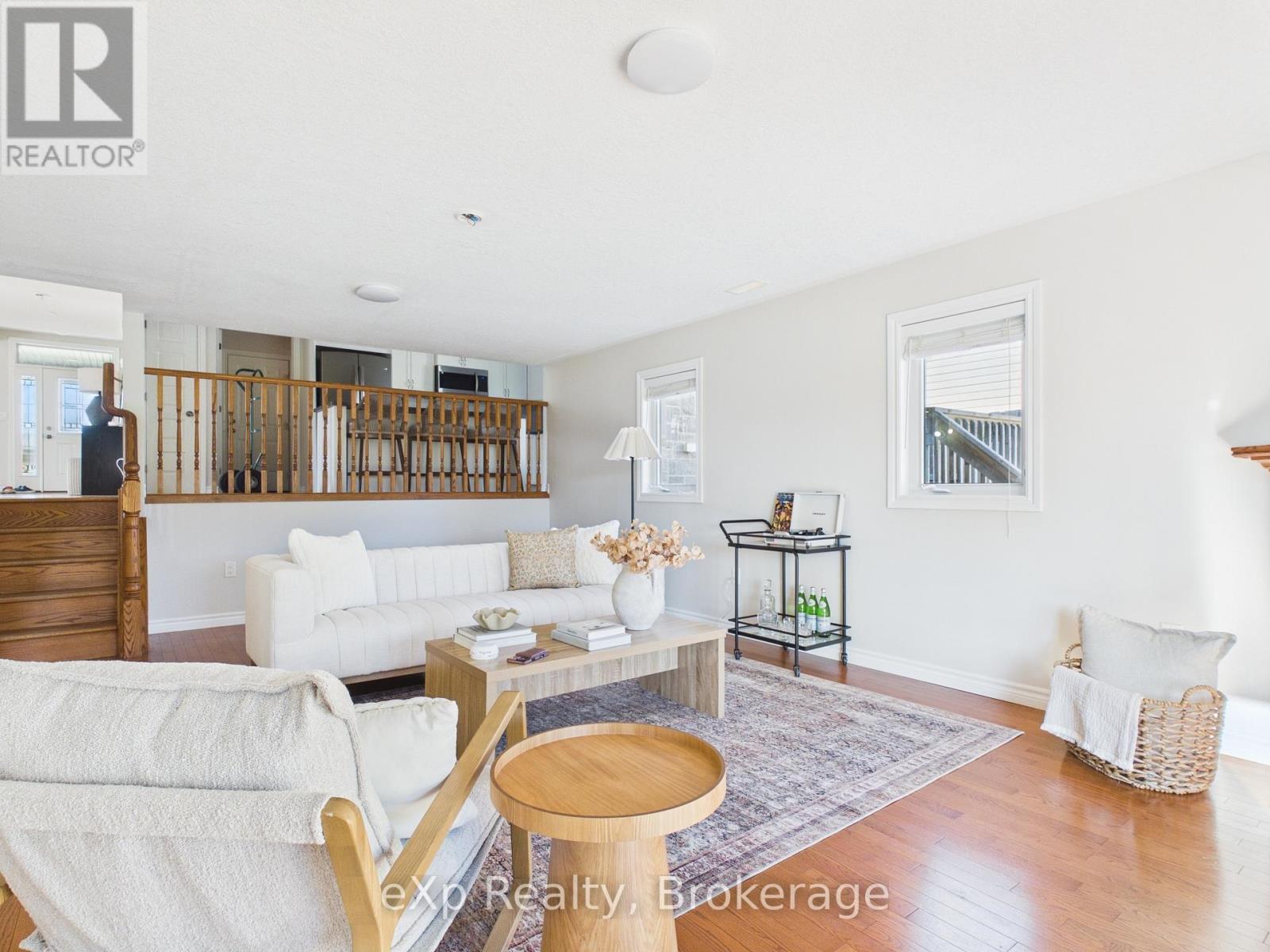 319 GINGRICH CRESCENT - 17