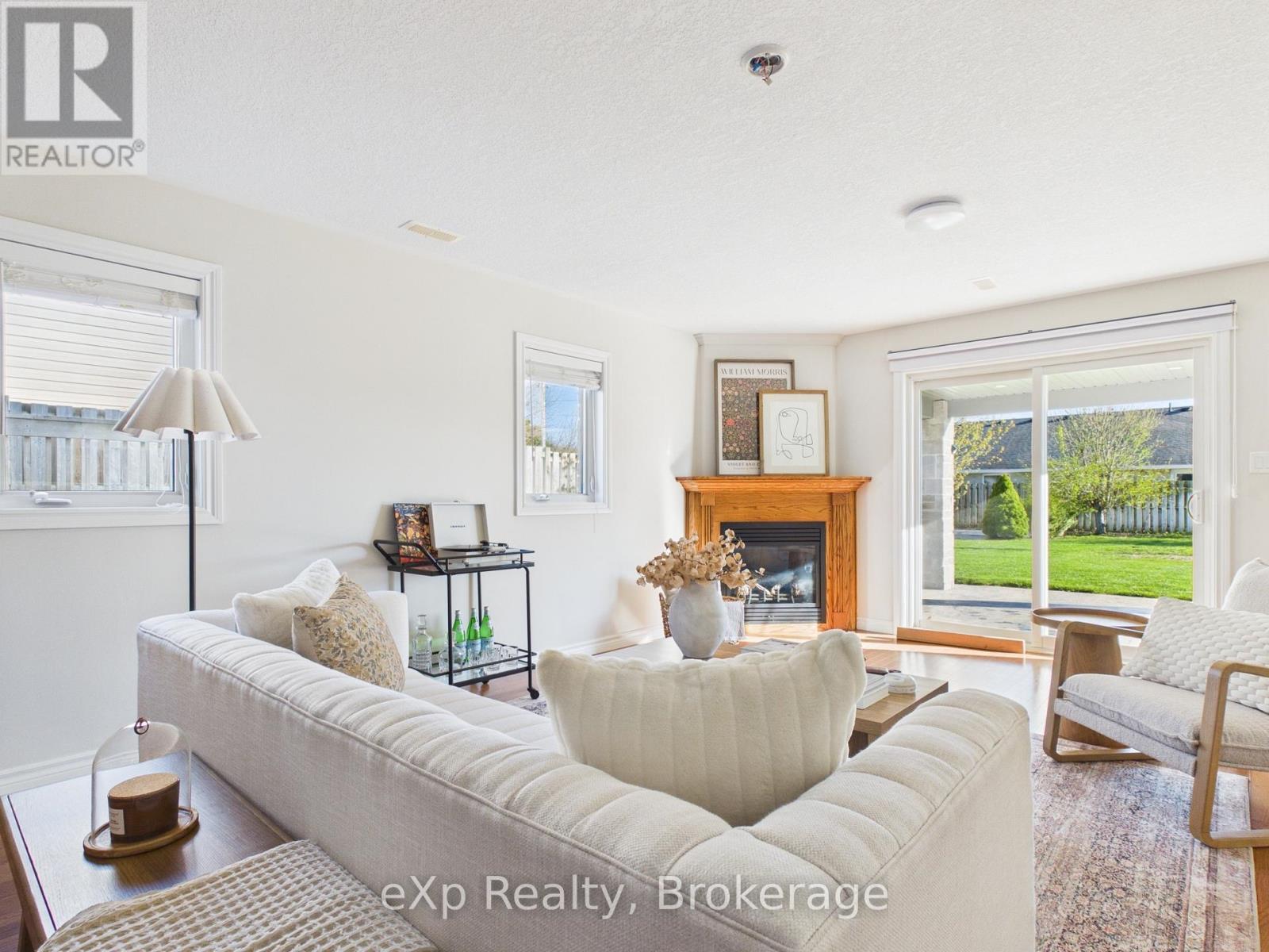 319 GINGRICH CRESCENT - 20