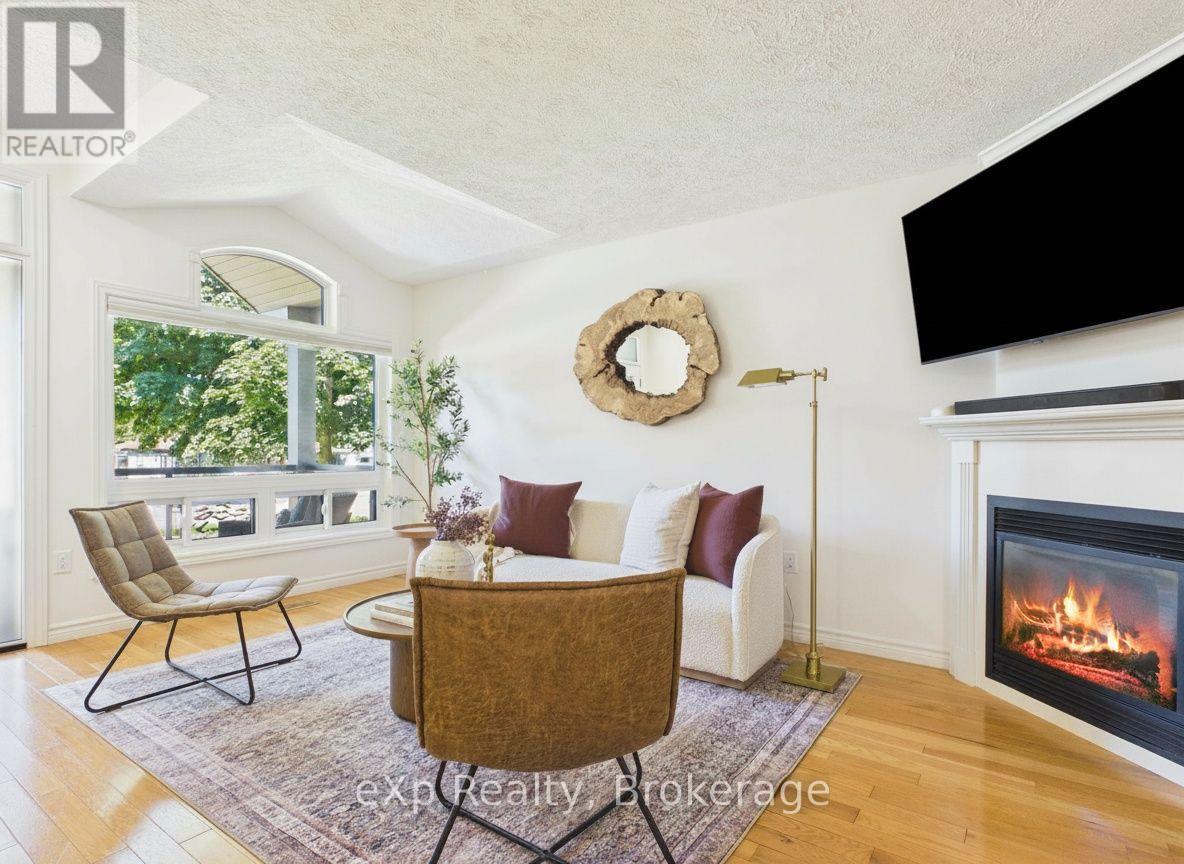 729 GUSTAVUS STREET - 4