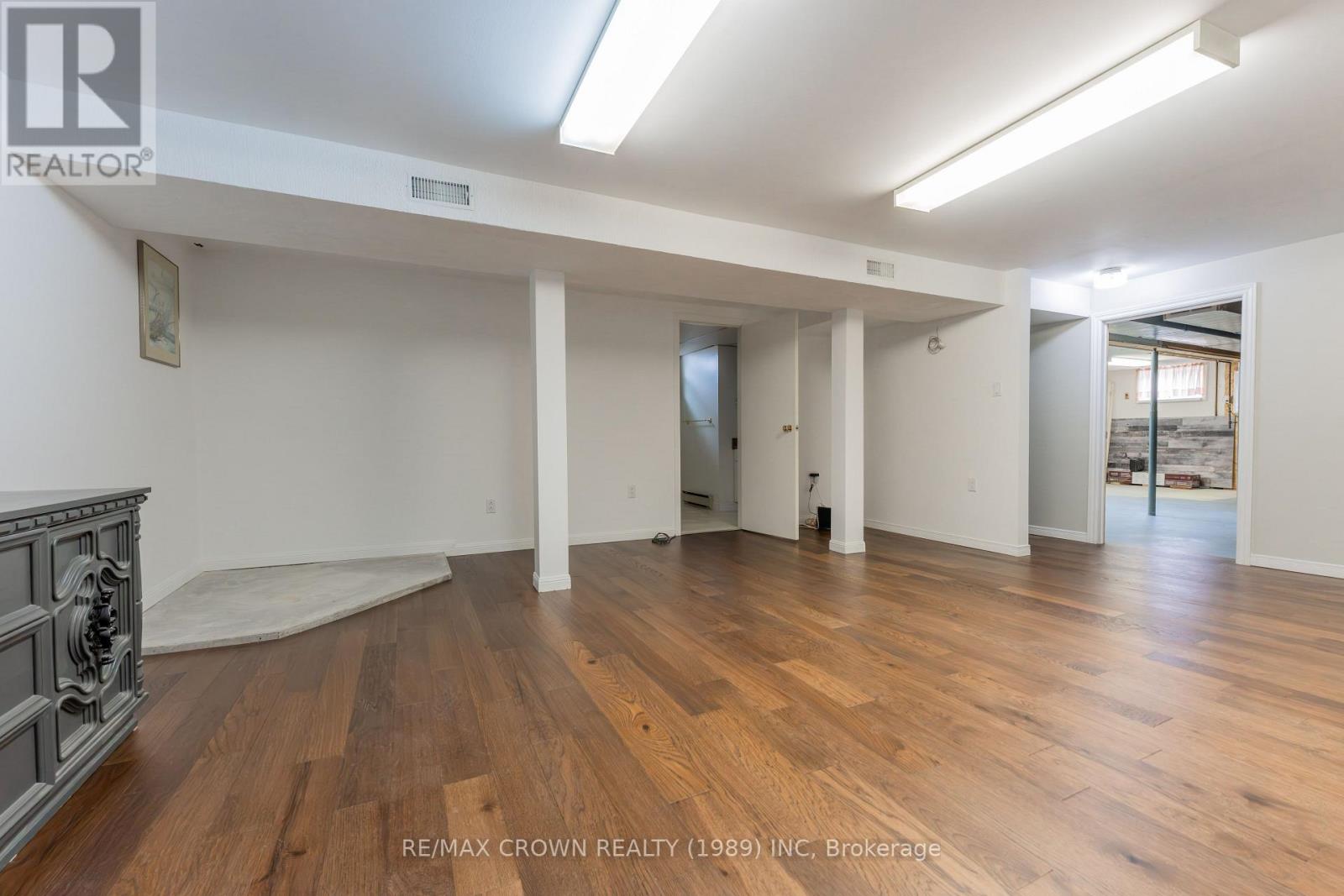 37 CLARK STREET - 31