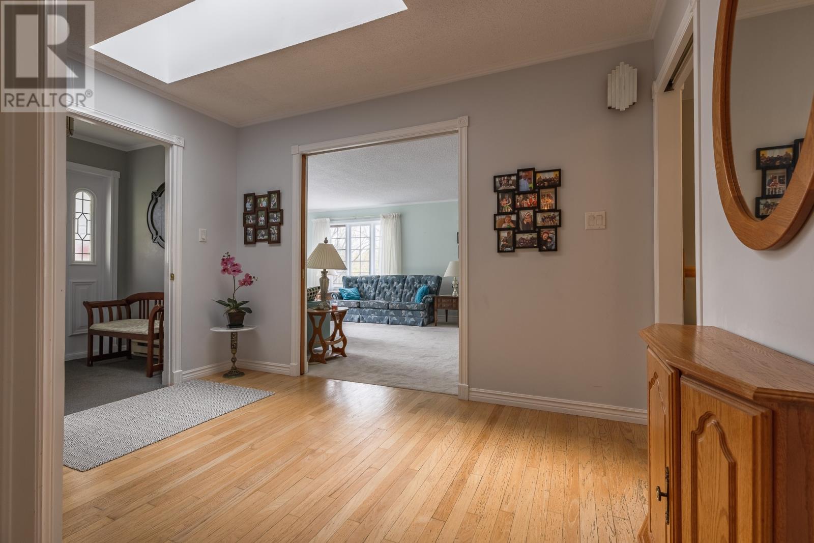 7 Viking Place - 10