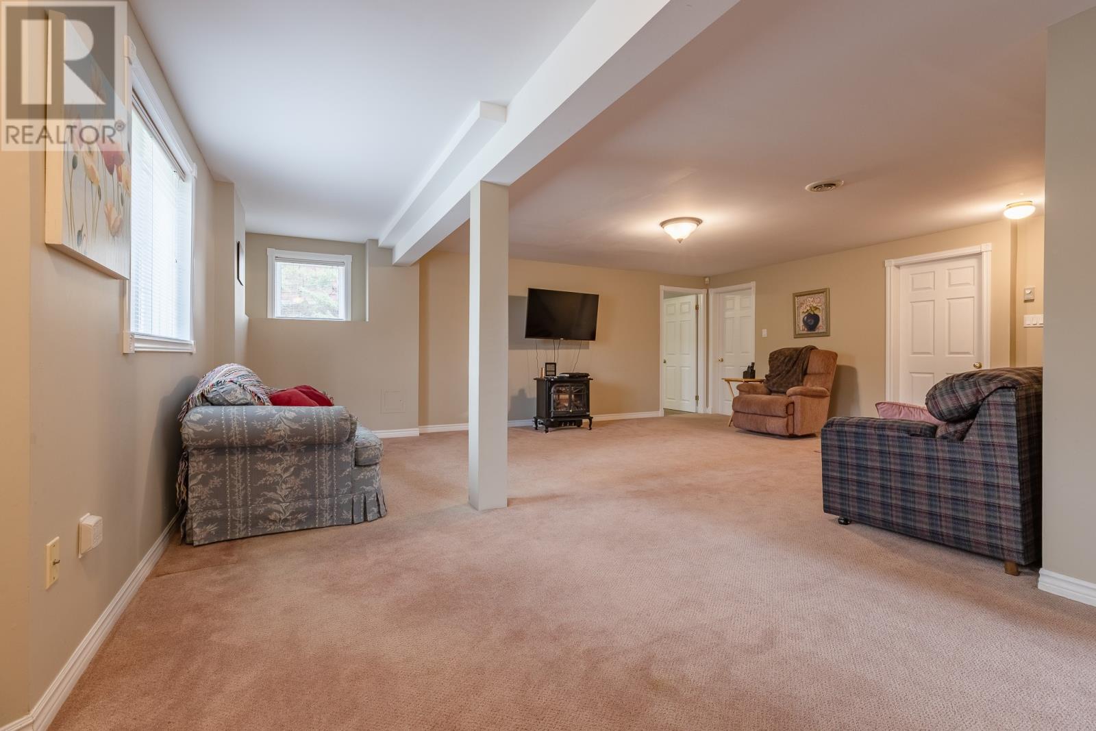 7 Viking Place - 19