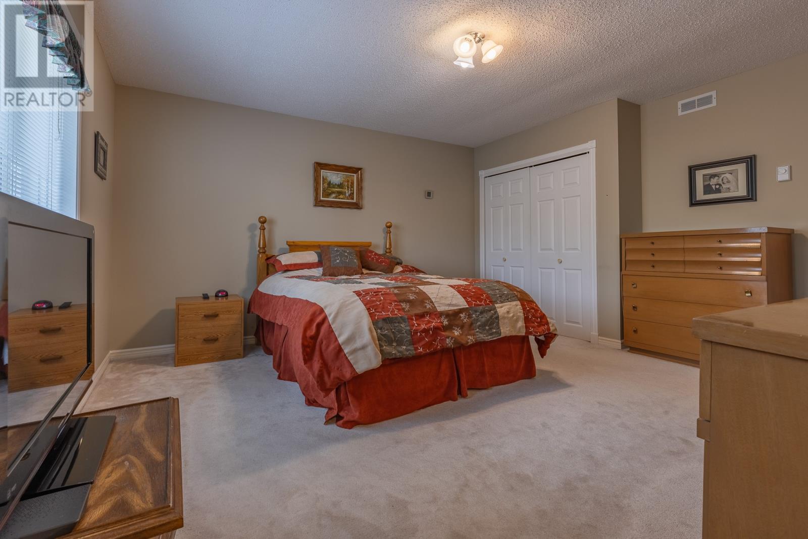 7 Viking Place - 13