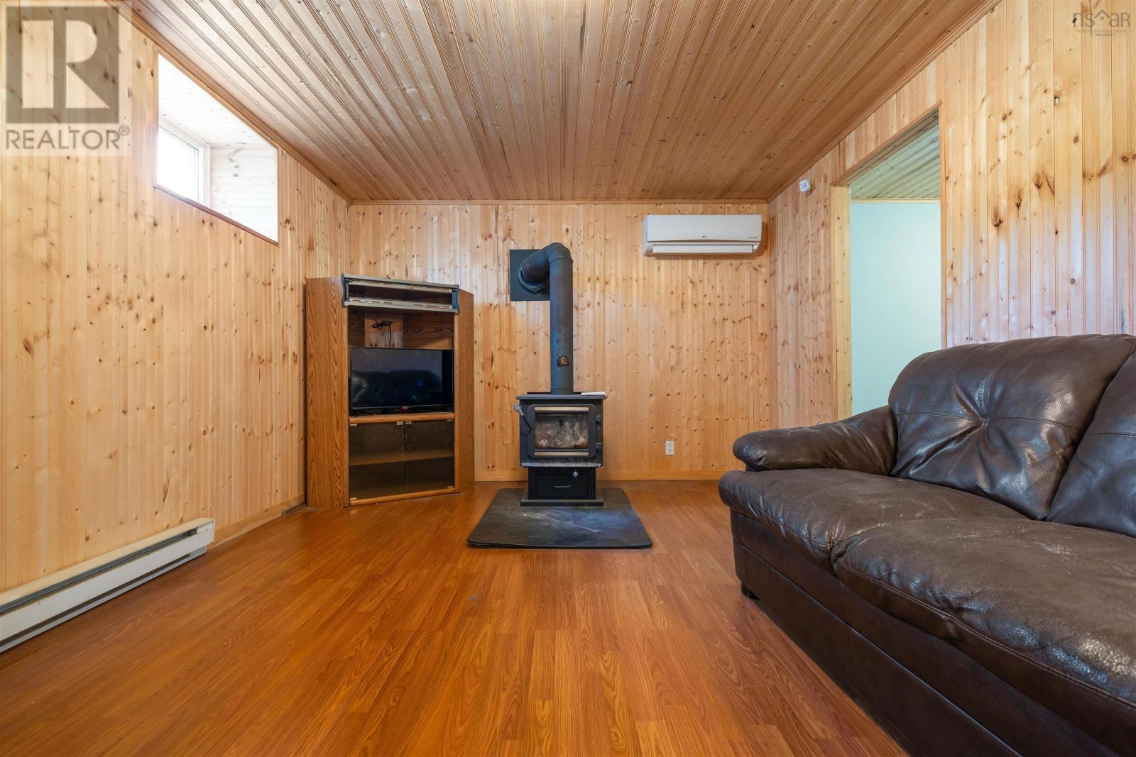 28 West Jeddore Road - 32