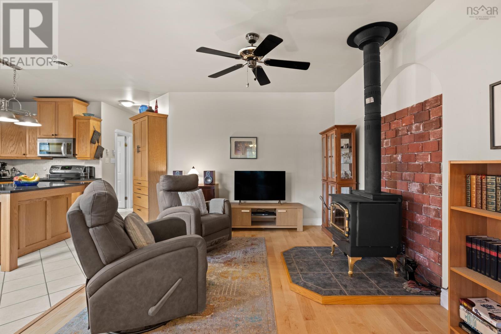 169 Leonard Drive - 13