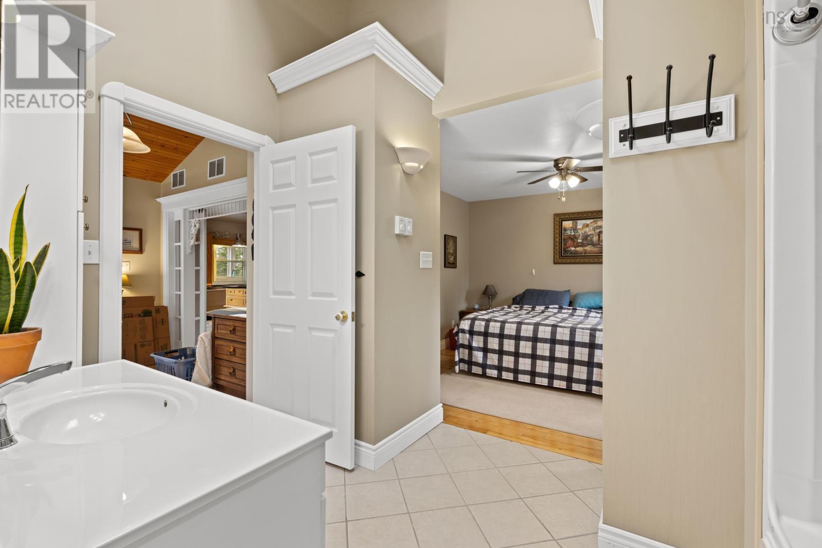 169 Leonard Drive - 19