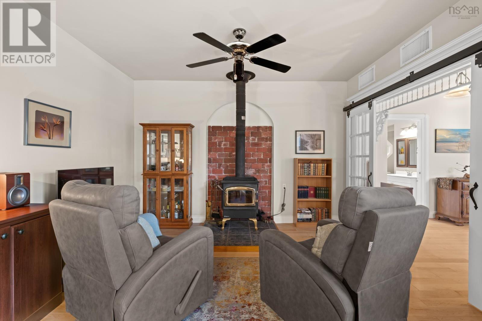 169 Leonard Drive - 12