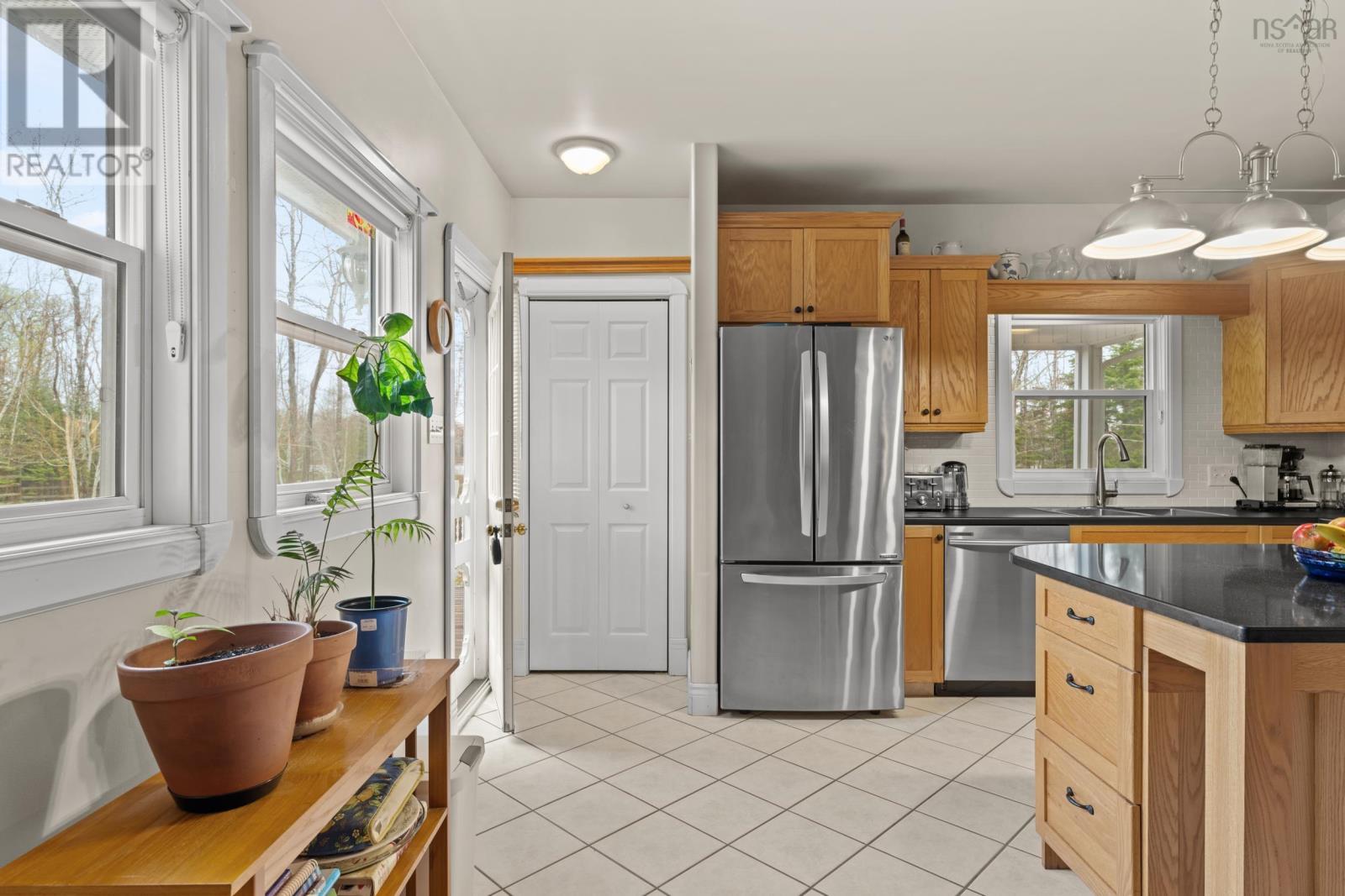 169 Leonard Drive - 4