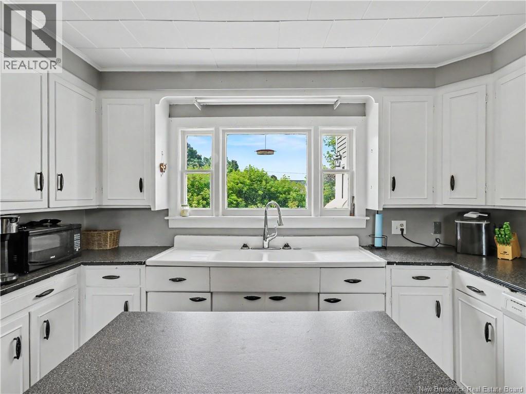 2677 Route 103 - Image 9