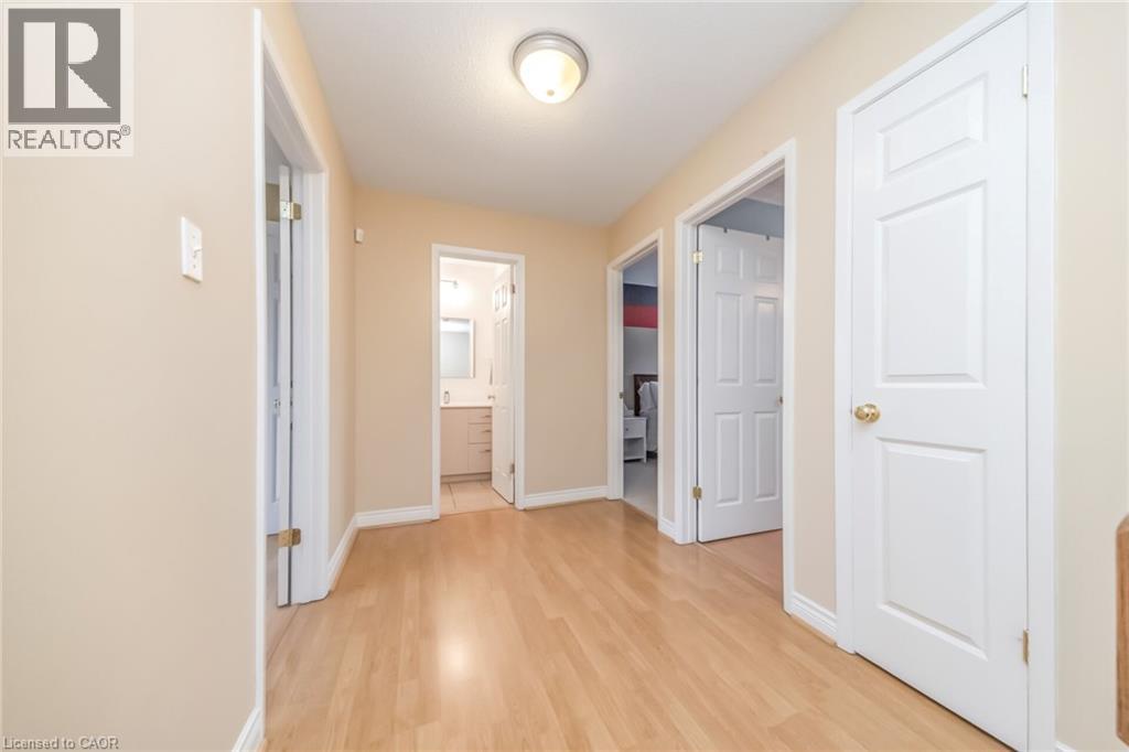 37 BLACKTHORN Lane - 16