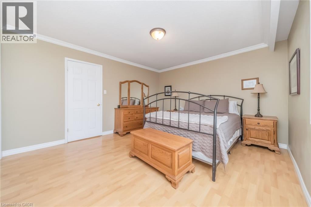 37 BLACKTHORN Lane - 17