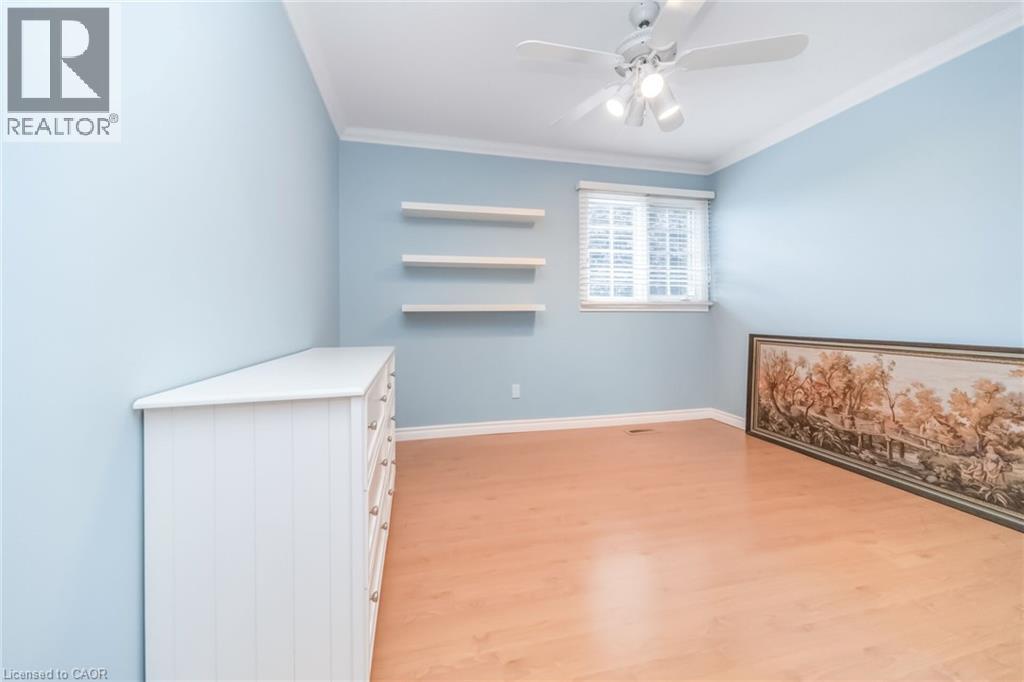 37 BLACKTHORN Lane - 22