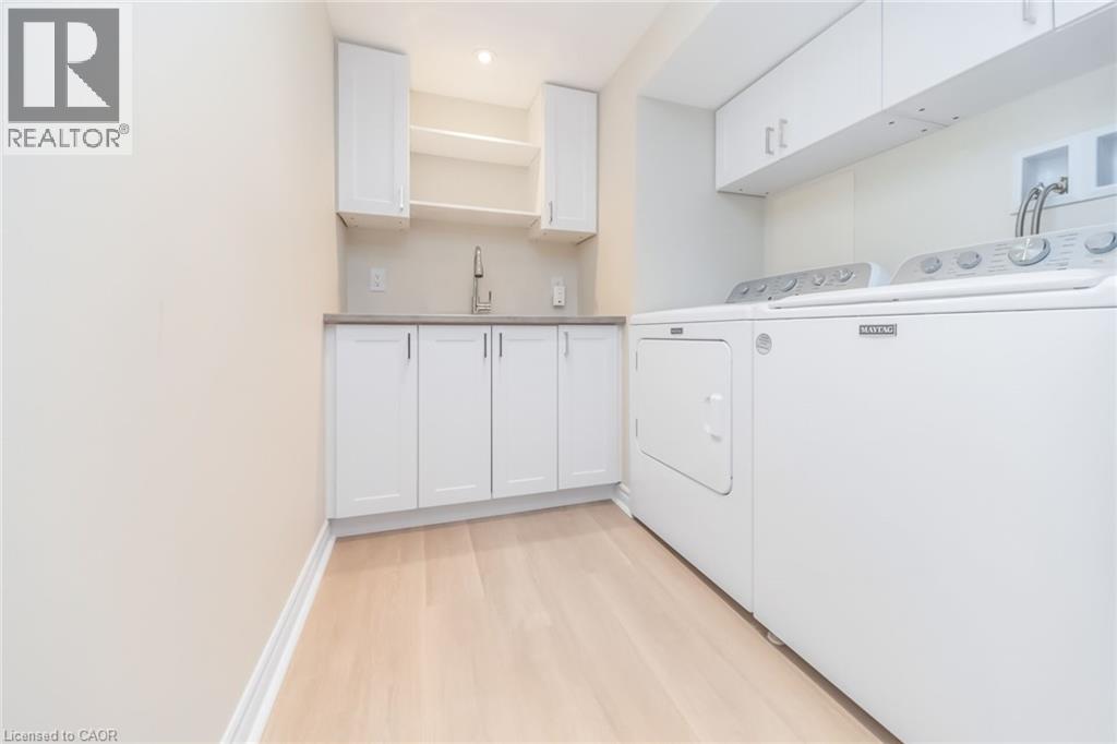 37 BLACKTHORN Lane - 28