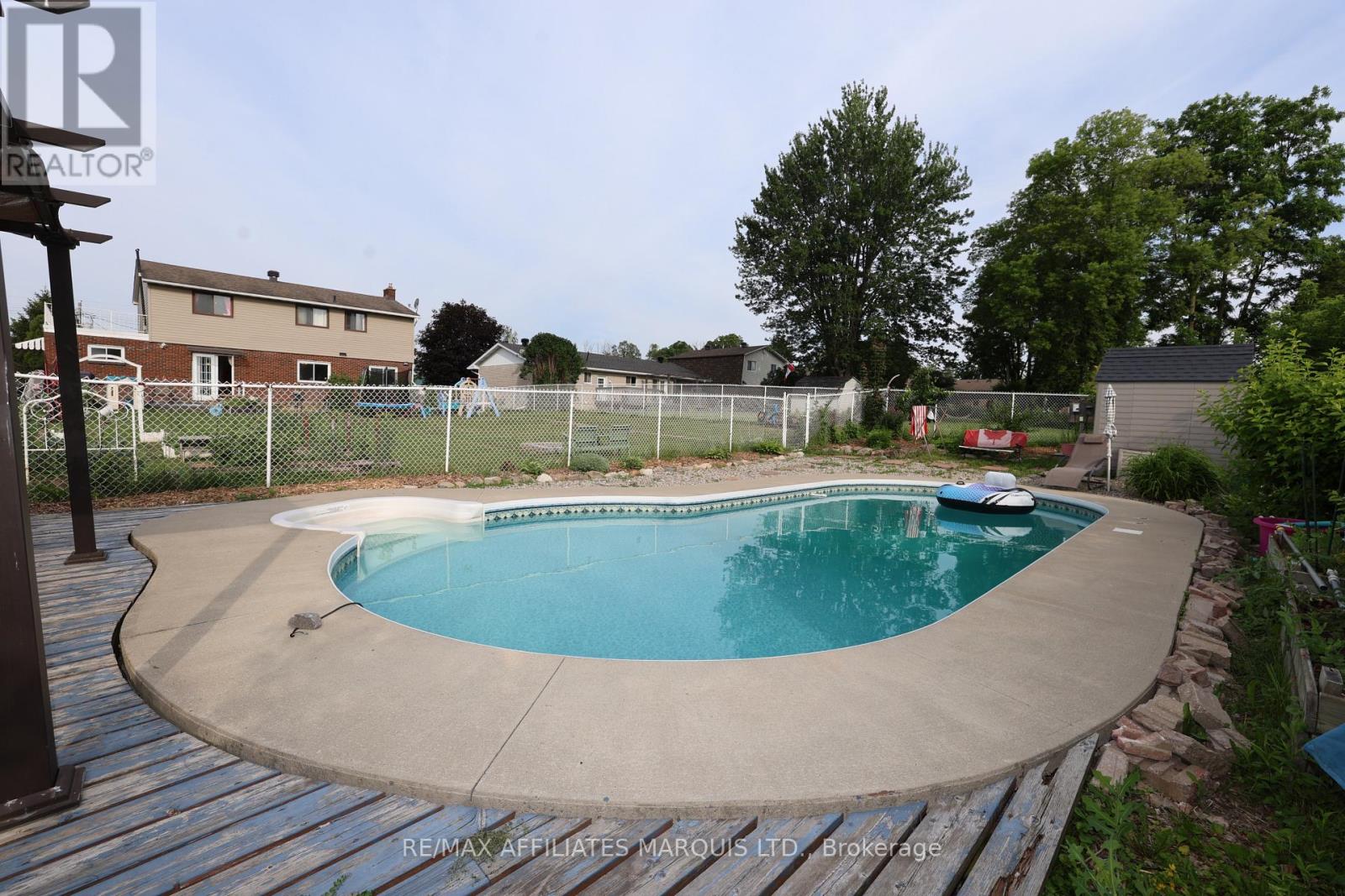 3453 BRUCE STREET - 11