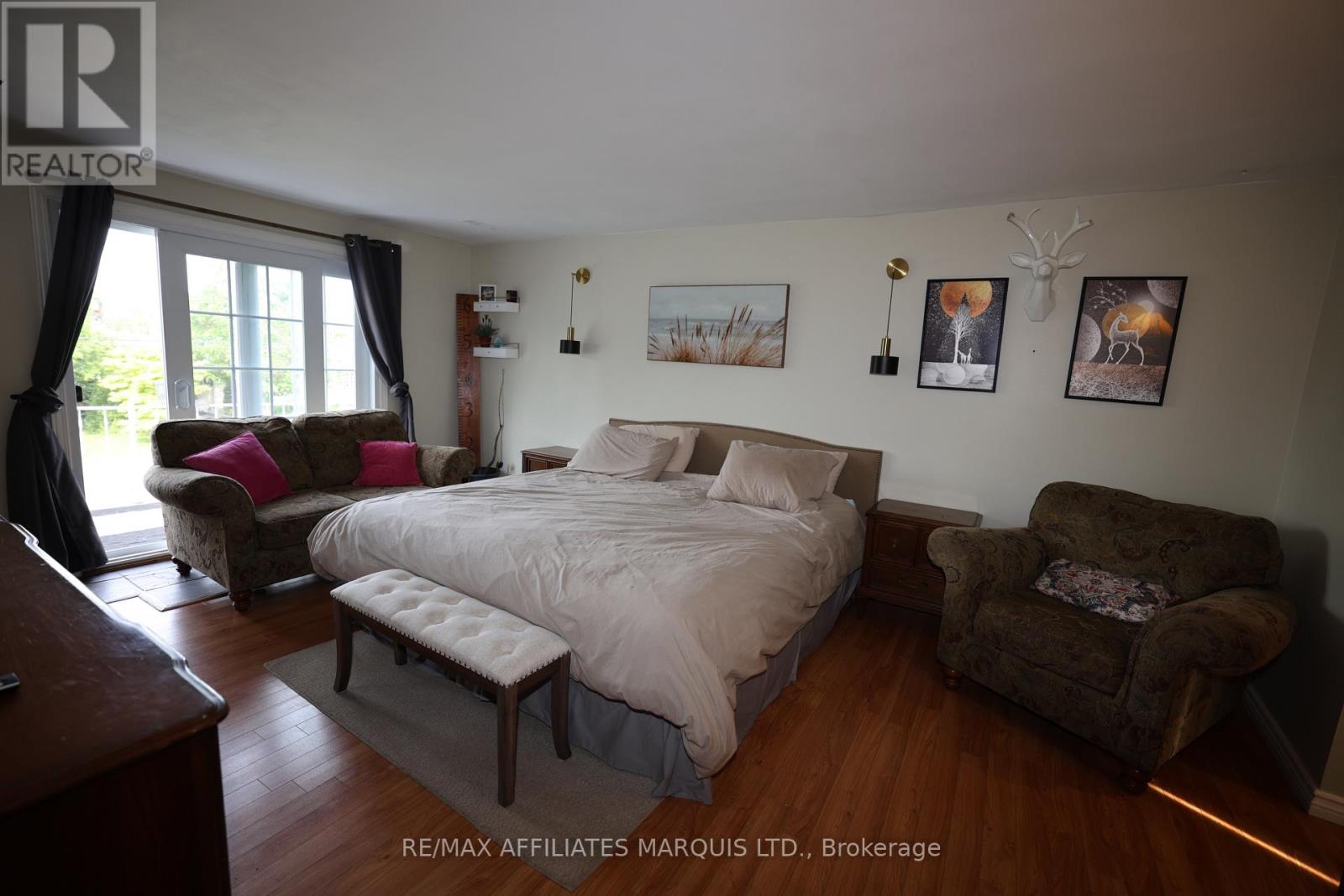 3453 BRUCE STREET - 20