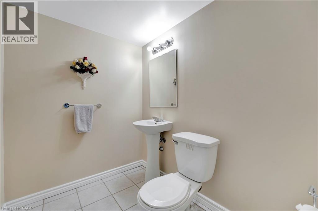 35 DUBRICK Crescent - Image 36