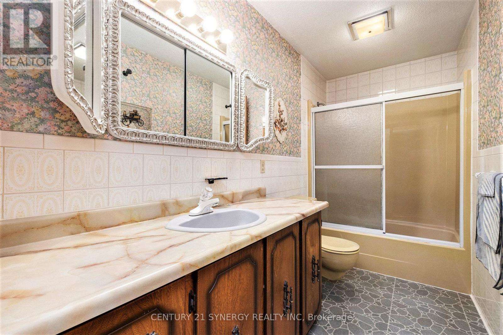 4547 CARLSBAD LANE - 22