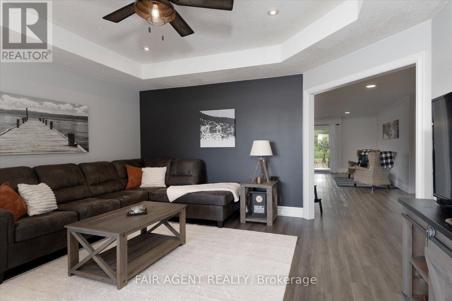 8336 SANDYTOWN ROAD - Image 18
