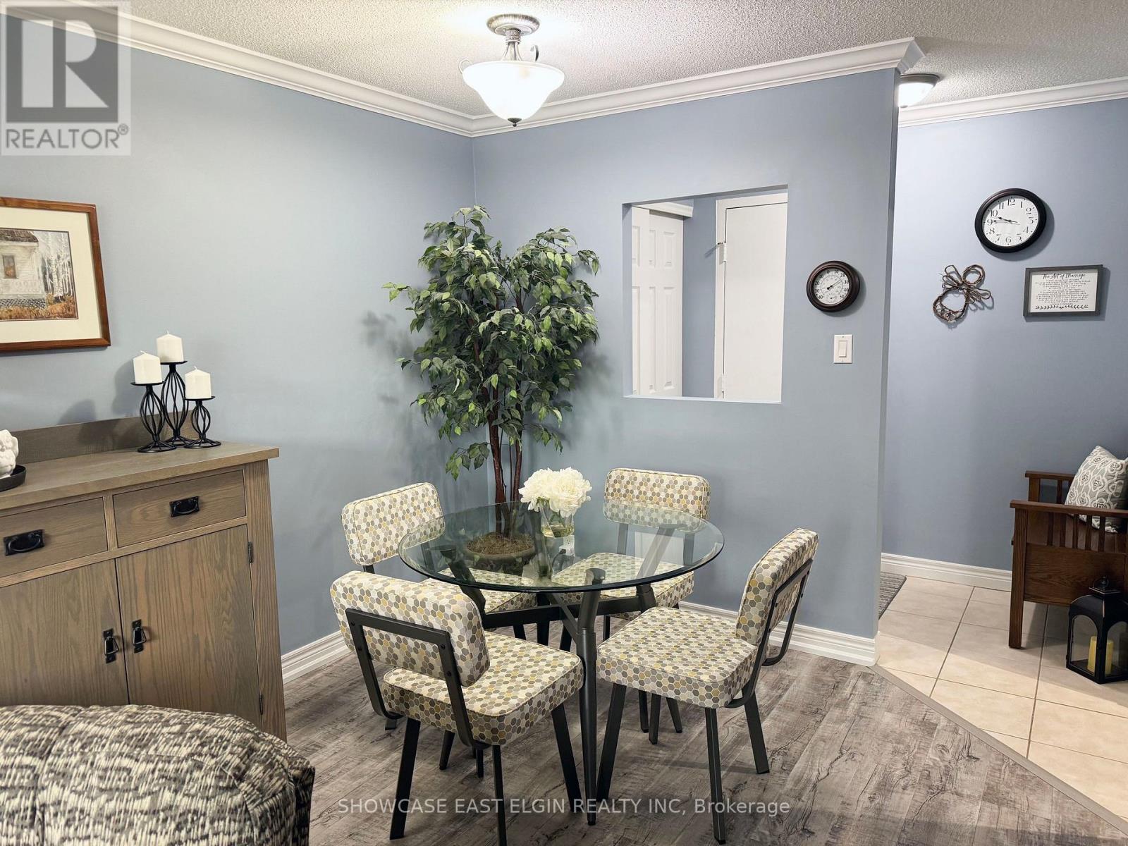 #201 91 SPRUCE STREET W - 6