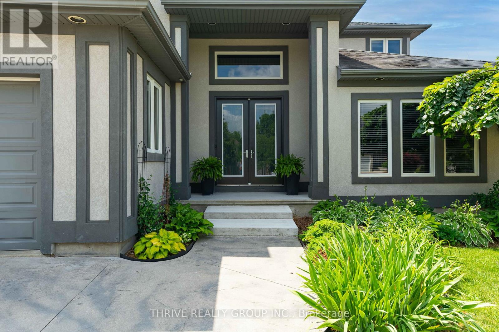 944 COLLINS DRIVE - 2