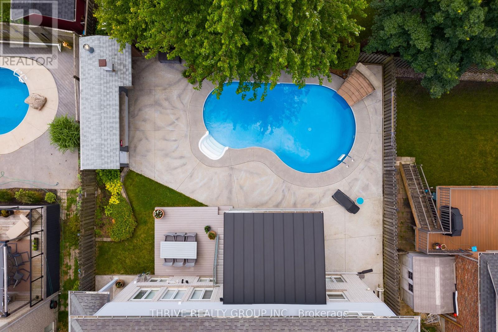 944 COLLINS DRIVE - 3