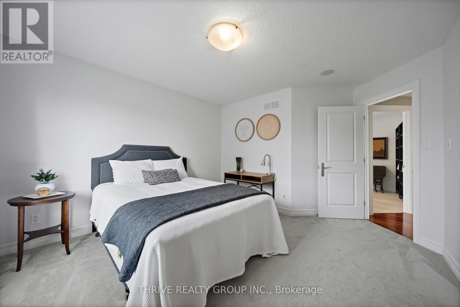 944 COLLINS DRIVE - 33