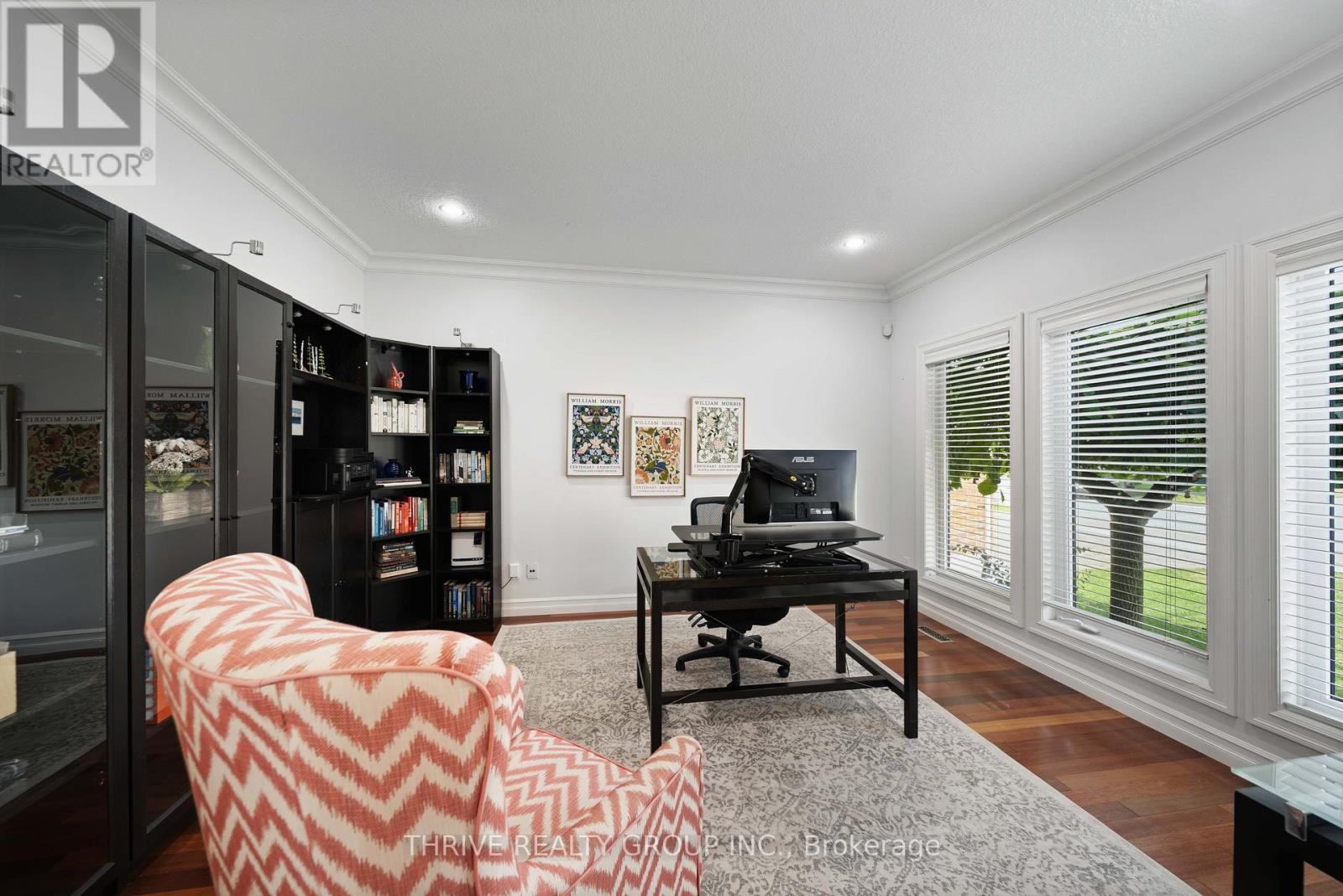 944 COLLINS DRIVE - 6