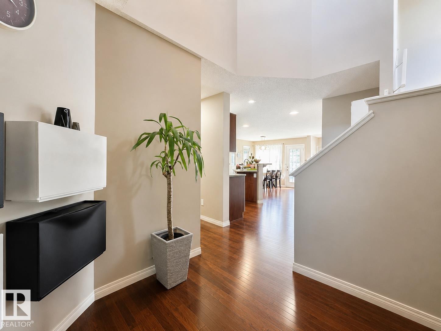 526 173A ST SW - photo 4