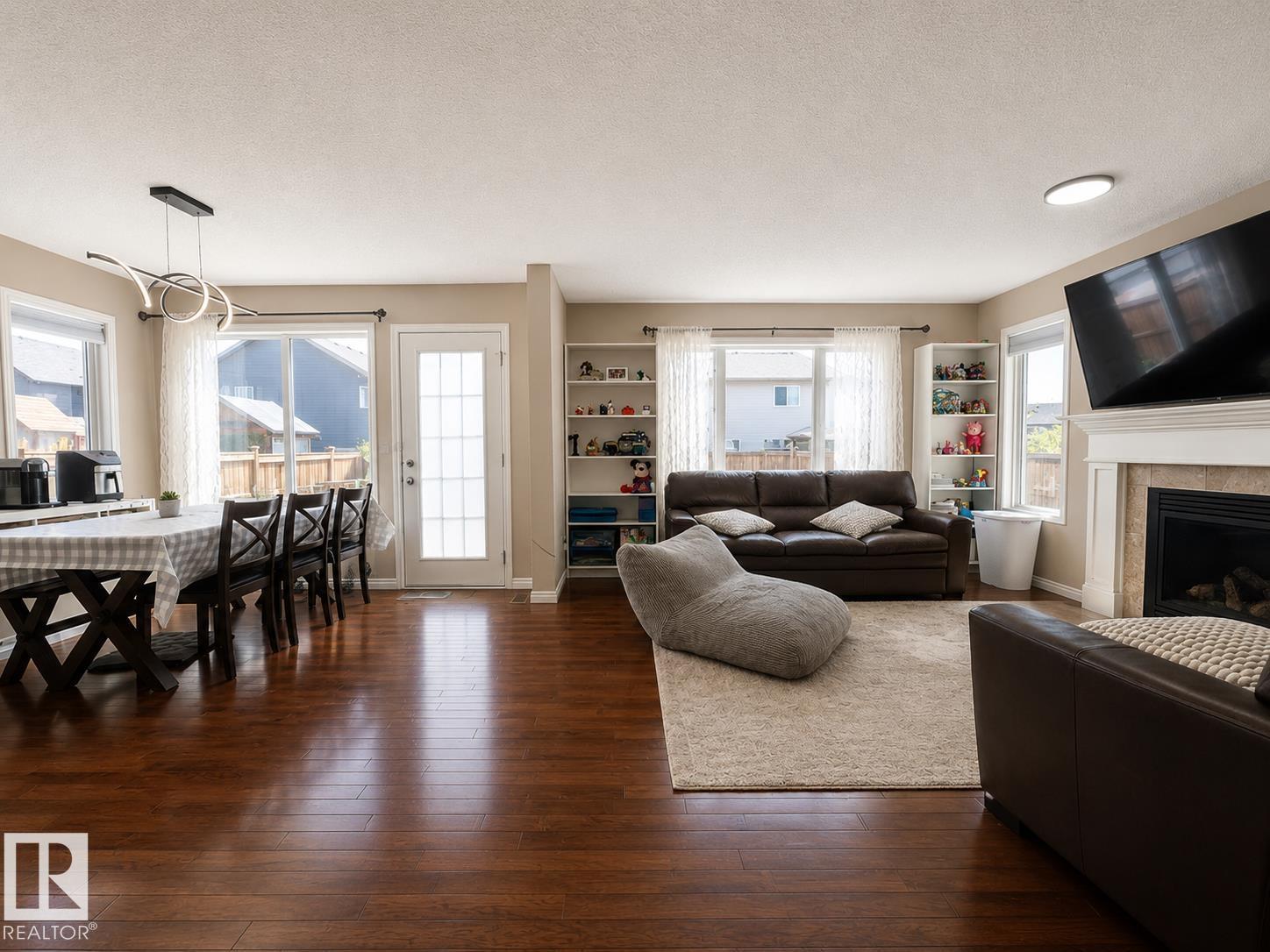 526 173A ST SW — photo 8