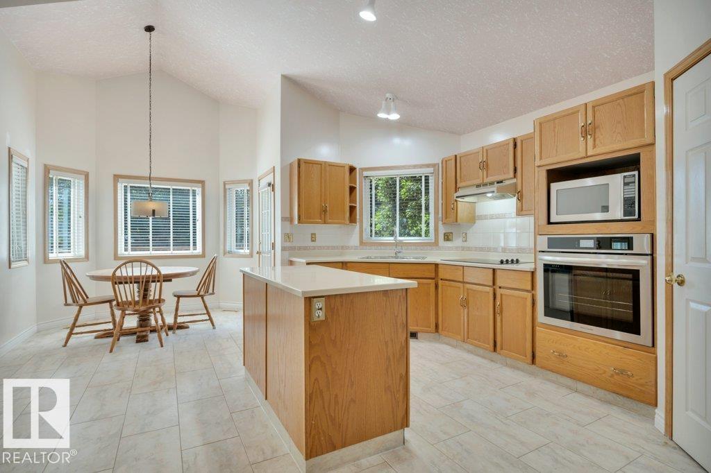 10223 174 AV NW - 12