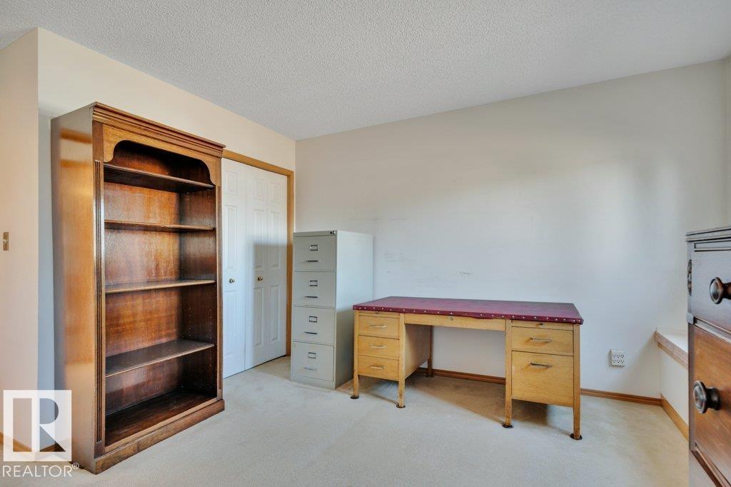 10223 174 AV NW - 28