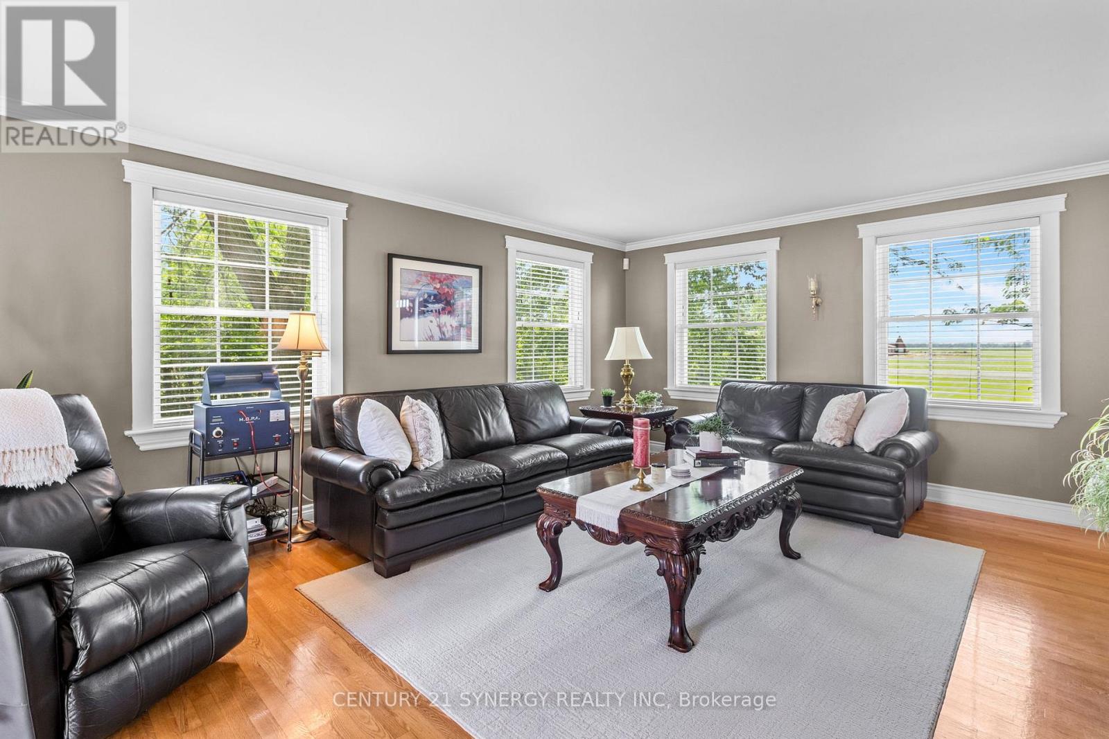 3 Bed, 2 Bath House for Sale in Russell – 183 HAMILTON ROAD, Russell – MLS# X13536160 - Image 11