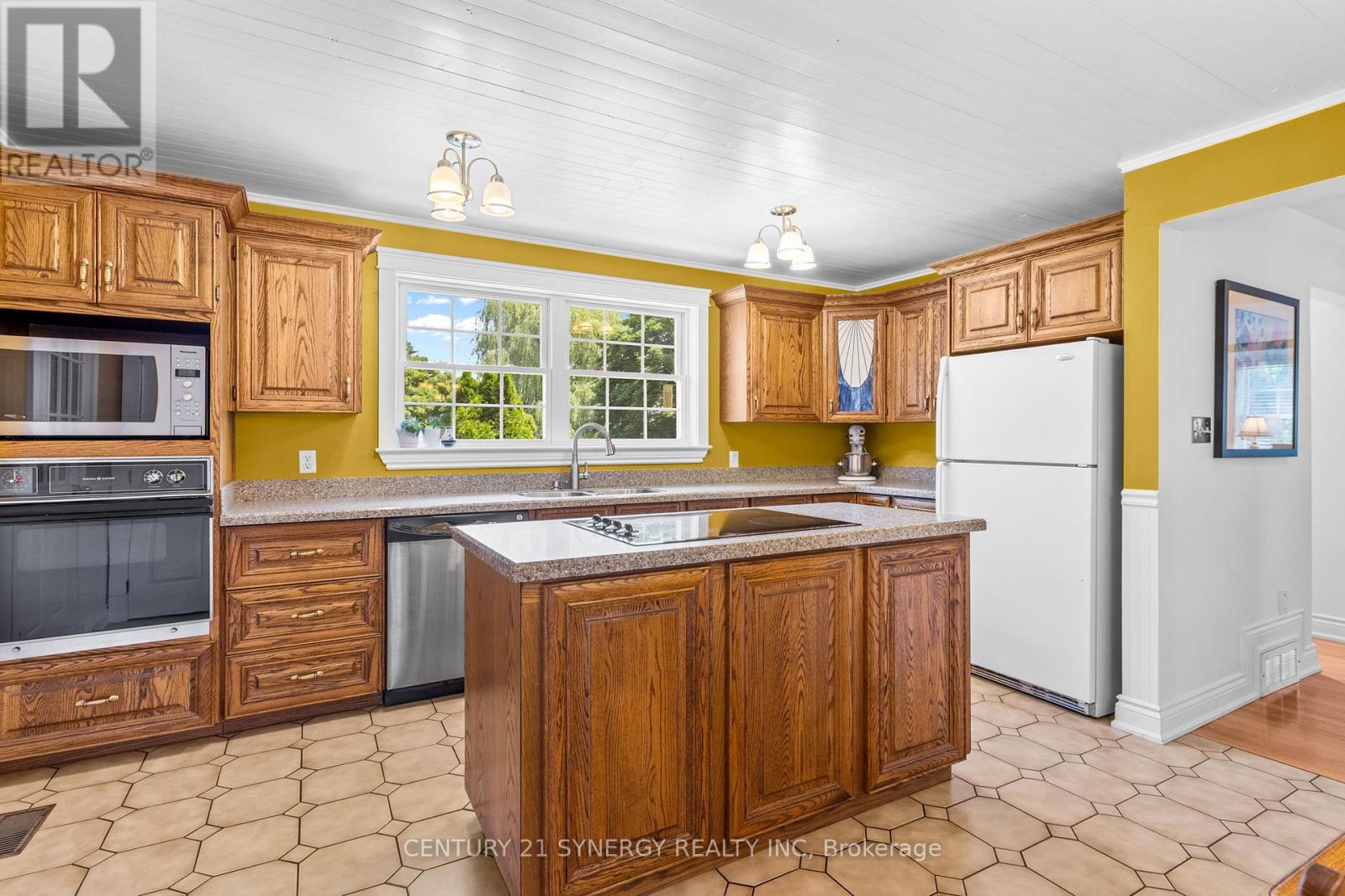 3 Bed, 2 Bath House for Sale in Russell – 183 HAMILTON ROAD, Russell – MLS# X13536160 - Image 5