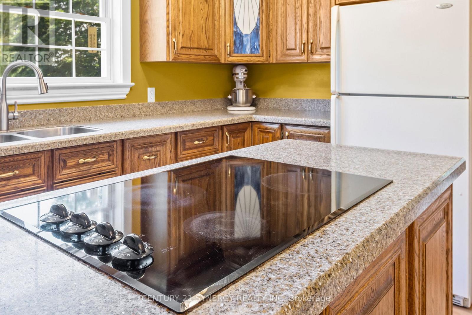 3 Bed, 2 Bath House for Sale in Russell – 183 HAMILTON ROAD, Russell – MLS# X13536160 - Image 8