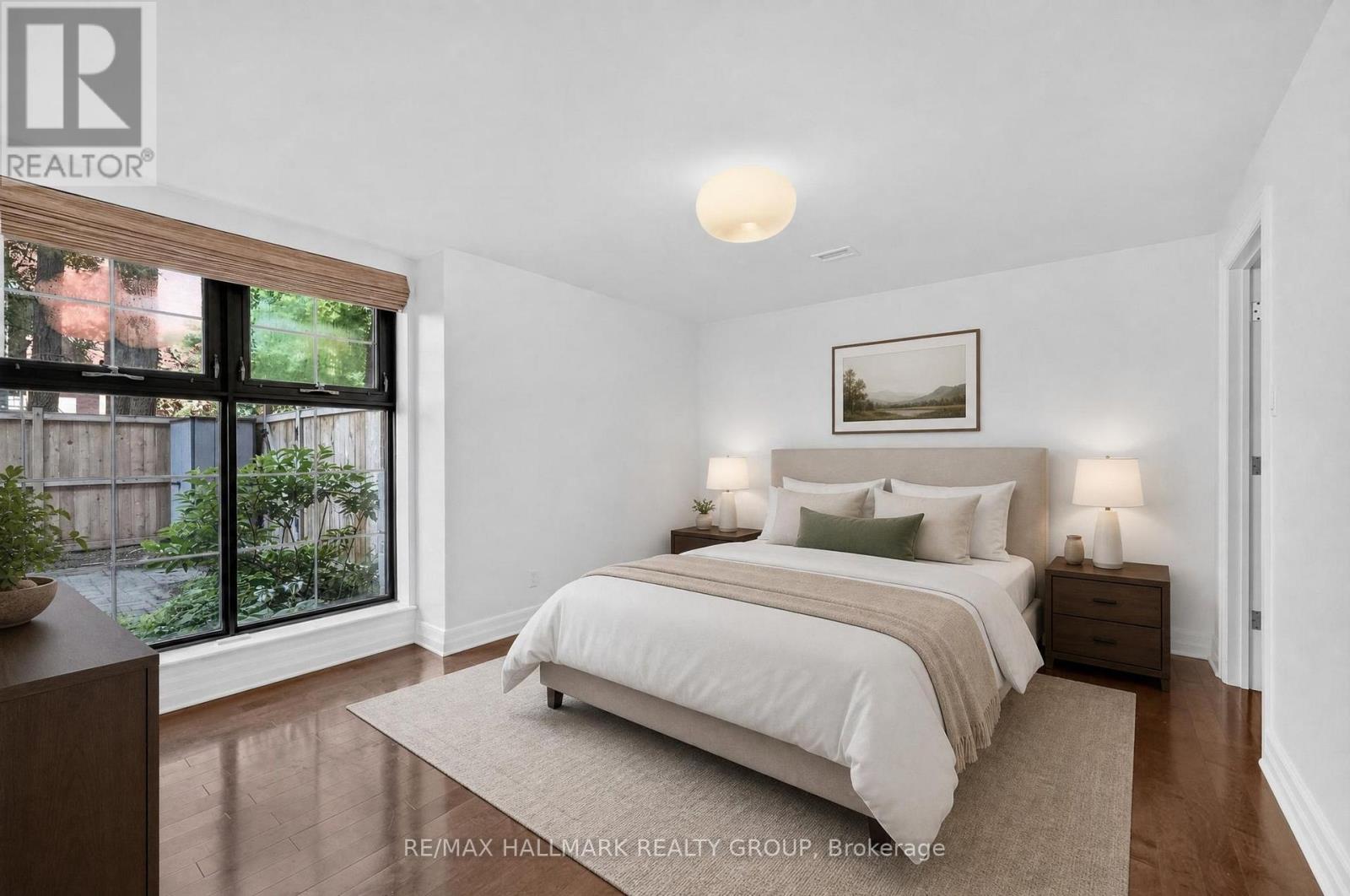 #101 419 LAURIER AVENUE E - 21