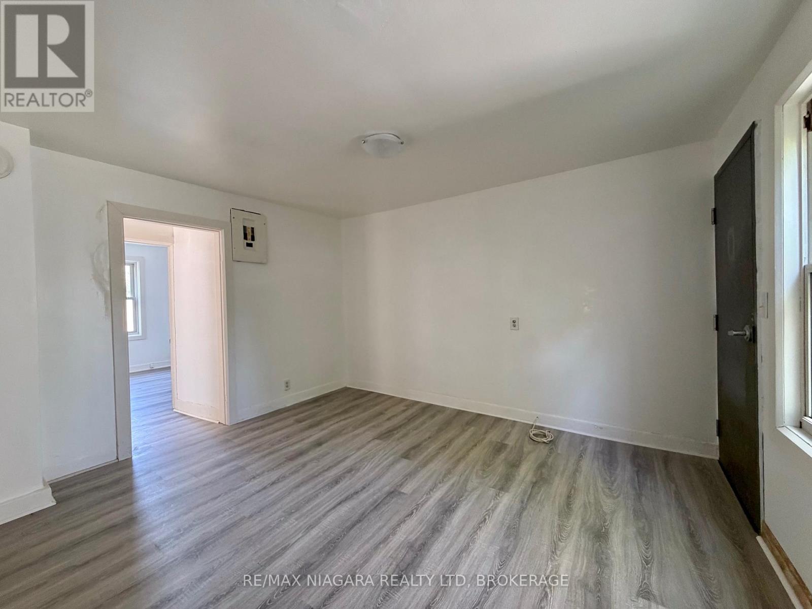 21 FIFTH STREET - 17