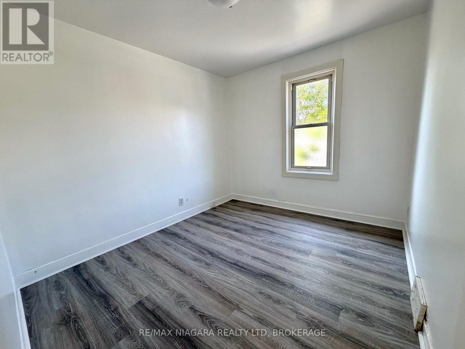 21 FIFTH STREET - 20