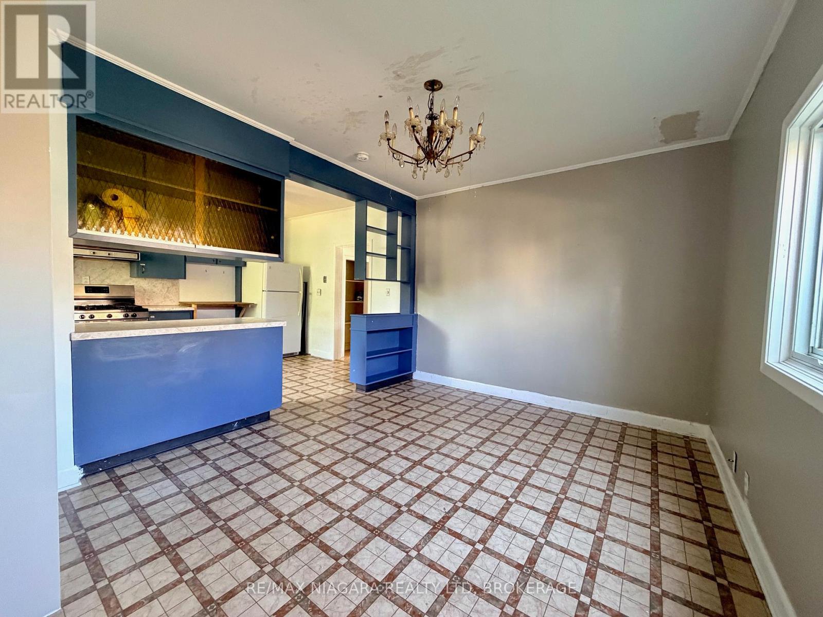 93 STATE STREET - 10